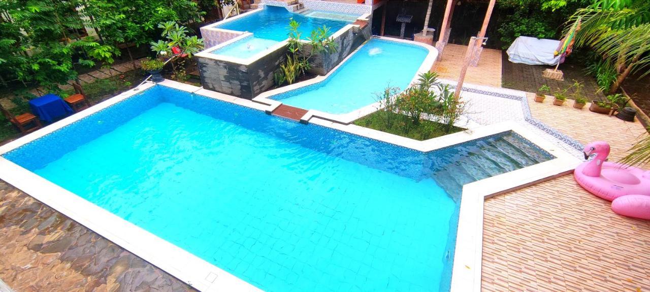 Bunaken Villa Queen'S Dive Manado Exterior photo
