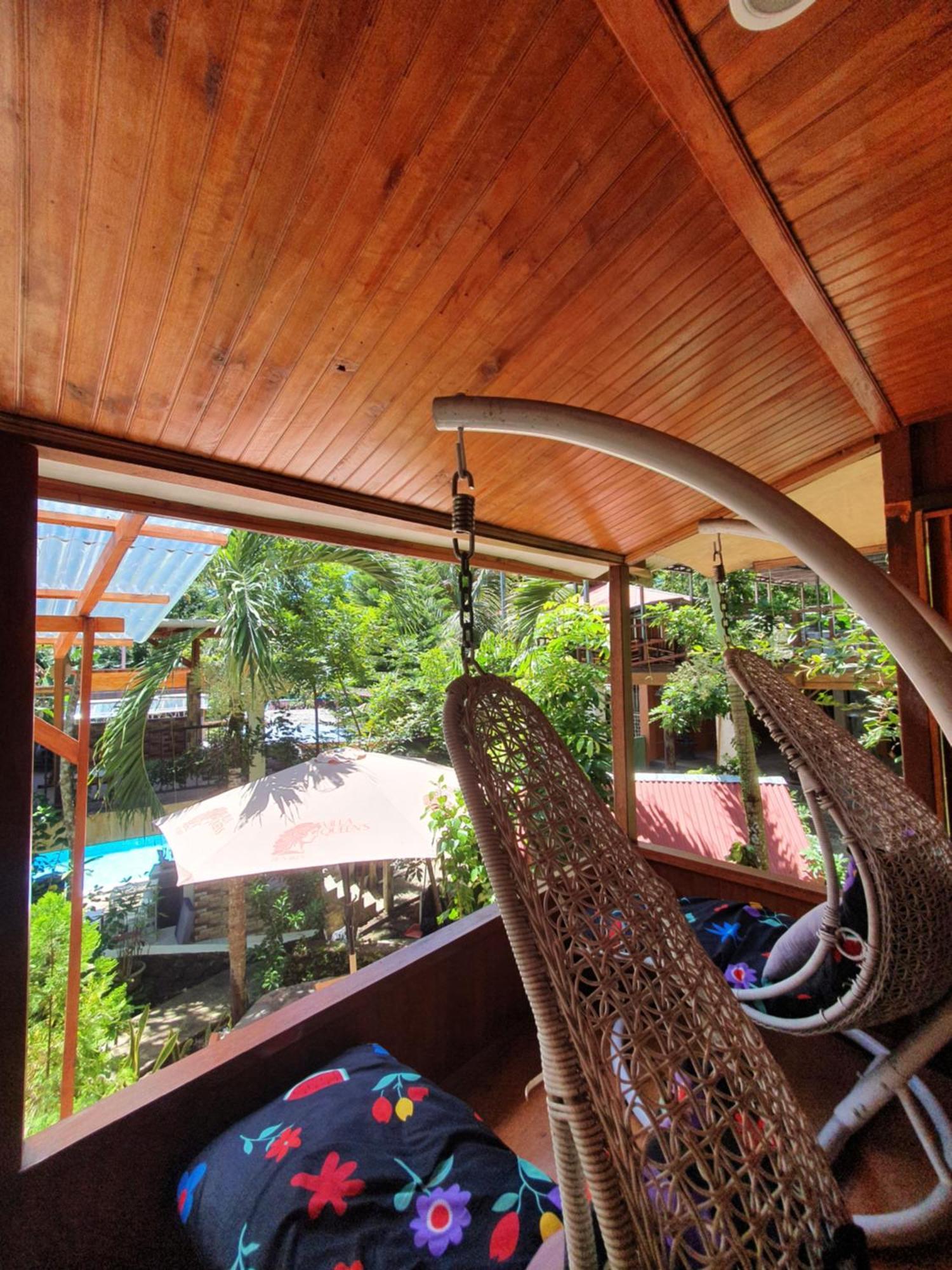 Bunaken Villa Queen'S Dive Manado Exterior photo